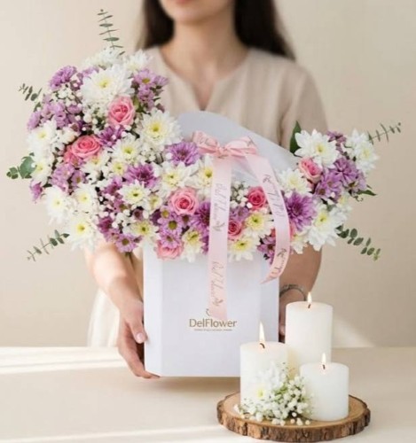 جعبه گل درب دار سفید مناسب هدیه برای خانم