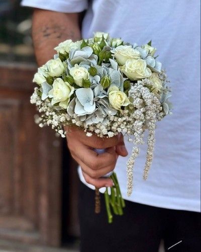 خرید دسته گل عروسی از گلفروشی