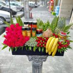 باکس گل بزرگ و پر میوه برای عیادت مریض