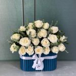باکس گل سفید برای تبریک رسمی