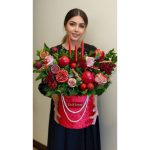 باکس گل و هدیه برای شب یلدا برای همسر