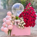 گل و کیک بزرگ و ویژه برای دختر