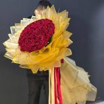 دسته گل رز 100شاخه با قد بلند
