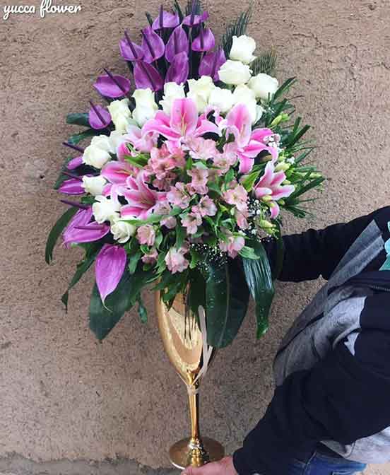 جام گل برای افتتاحیه اداری