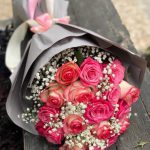 دسته گل رز هلندی لب ماتیکی