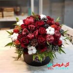 باکس گل یلدایی همراه با میوه